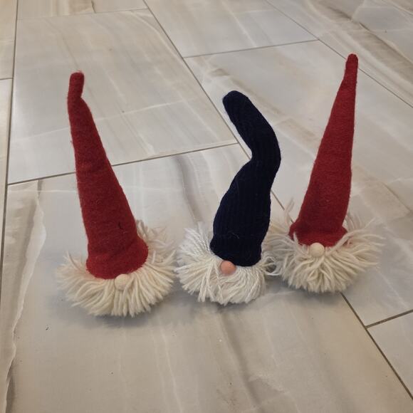 Set of 3 Handmade Nordic Gnome Figurines Tomte Nisse Holiday Decor Yarn - Picture 14 of 16